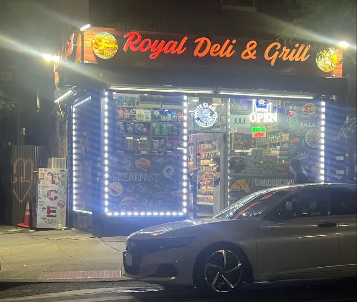 Royal Deli & Grill Picture 2