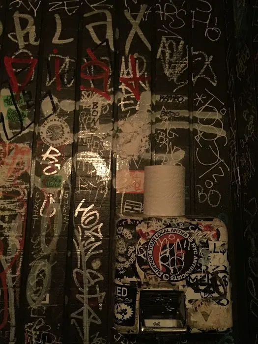 The Three Diamond Door Picture 2