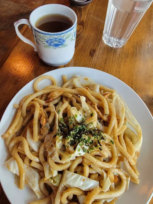 Sushi & Noodles Picture 10