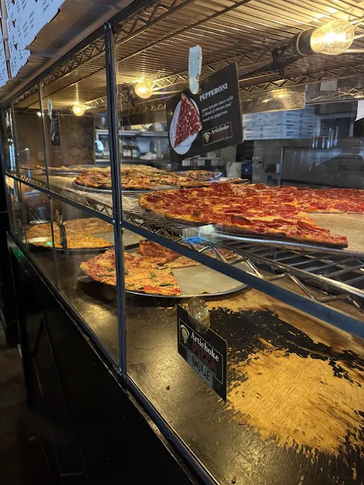 Artichoke Basille's Pizza Picture 8