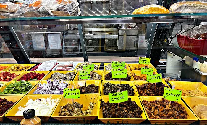 797 four season Deli Picture 9