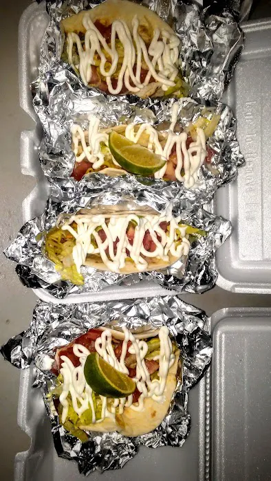 Tybo's Kitchen Picture 8