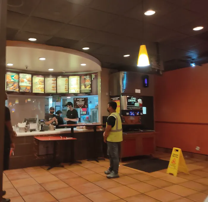 Taco Bell / Pizza Hut Picture 5