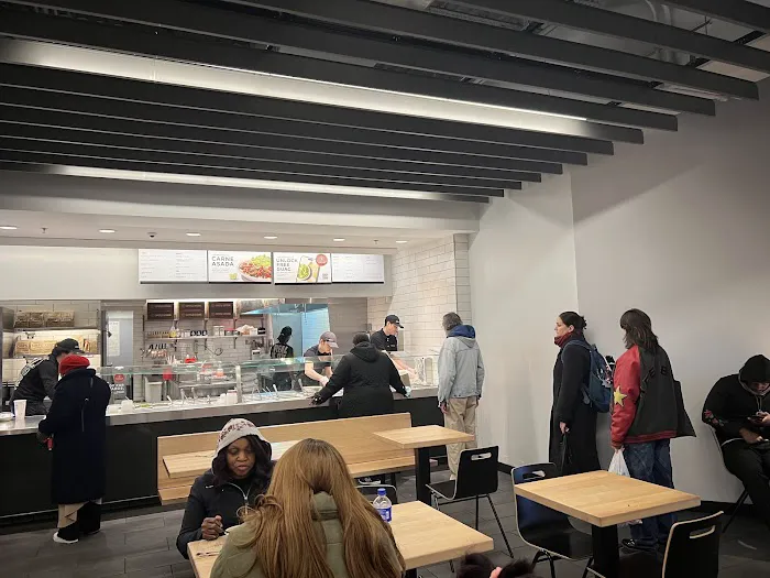 Chipotle Mexican Grill Picture 7