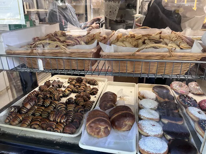 Oneg Bakery Picture 8