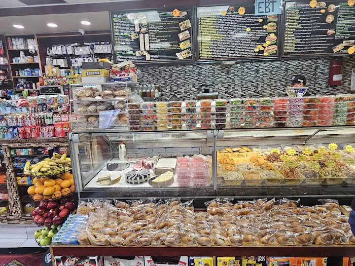 Manhattan Best Deli & Grill Picture 10