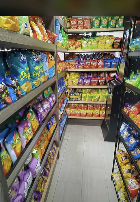 Blashy Deli Grocery Picture 2