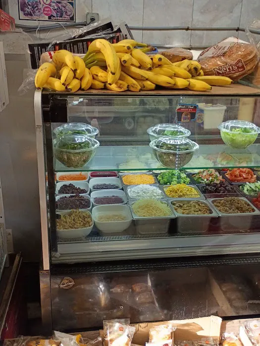 Blashy Deli Grocery Picture 6