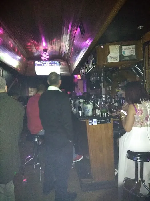 Villa's Lounge 2 Picture 4
