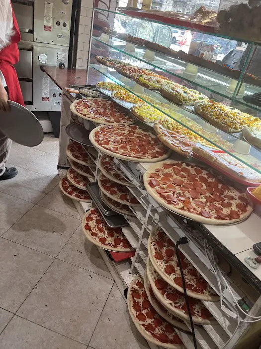 Benvenuto Pizza 2 Picture 5