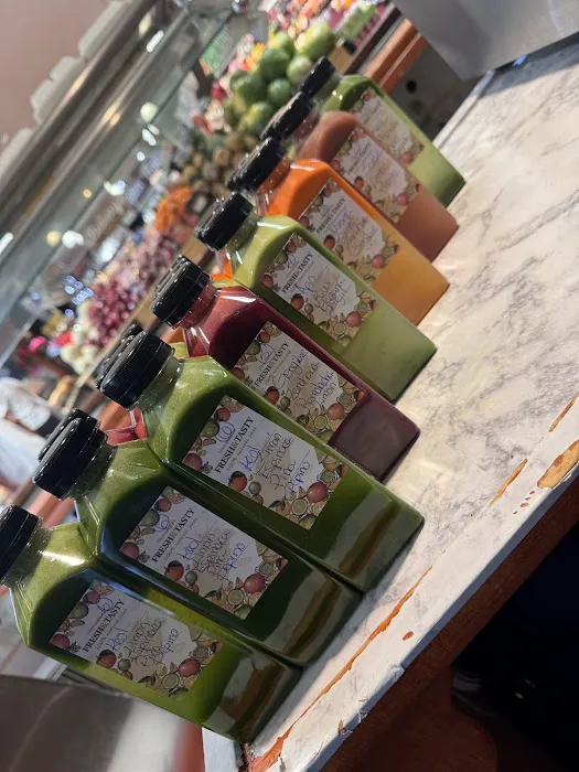 Oreas gourmet juice bar inc Picture 7