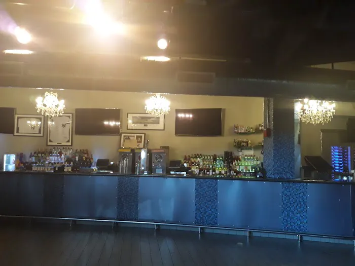 Billy's Sports Bar Picture 4