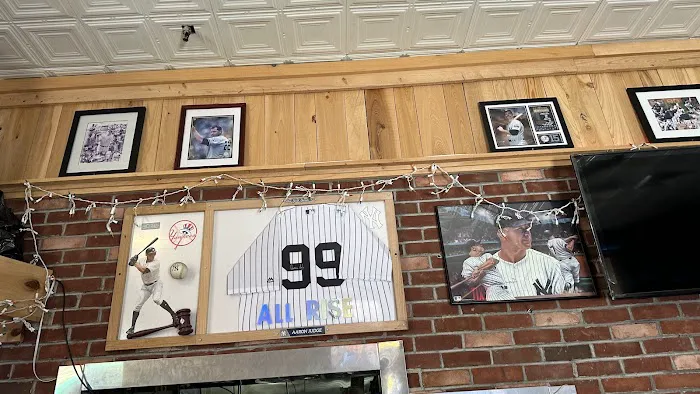 Yankee Tavern Picture 10