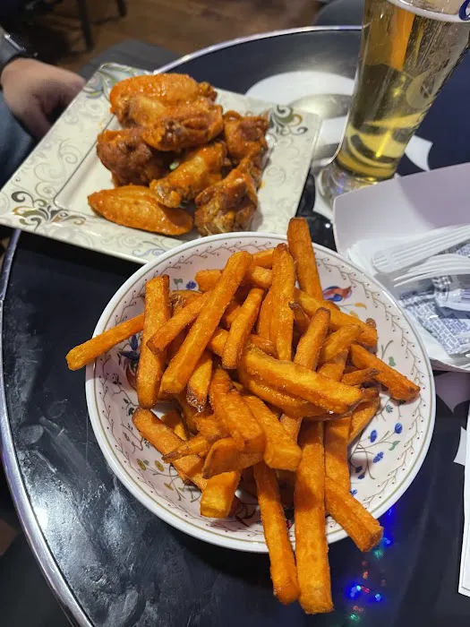 Stan's Sports Bar Picture 1