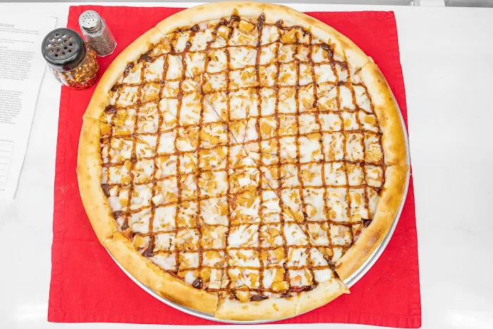 Yankees 99¢ Hot Pizza Picture 6