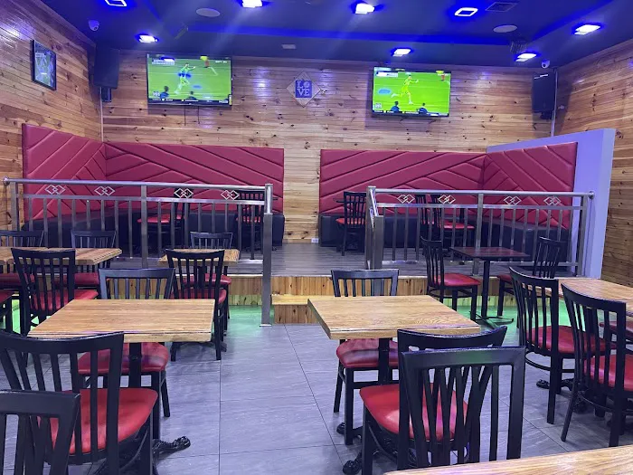 161 Bar & Grill Restaurant Picture 3