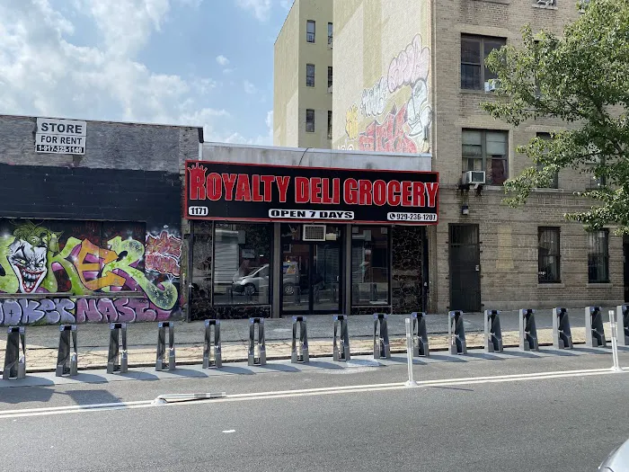 Royalty Deli Grocery Picture 7