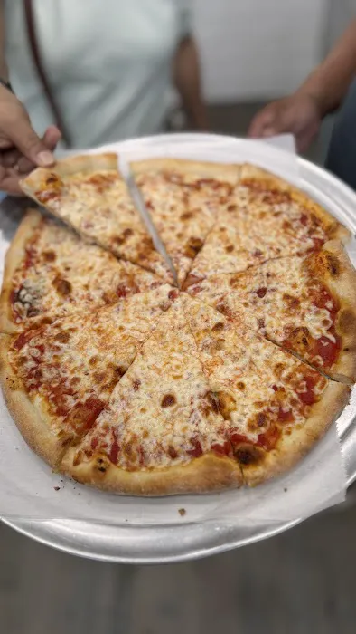 Tiago’s Pizza Picture 4