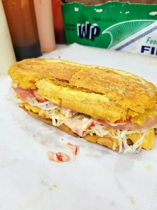 Dylan super bodeguita deli grocery Corp. Picture 1