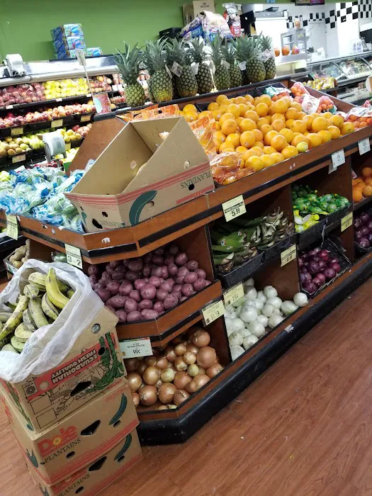 Dylan super bodeguita deli grocery Corp. Picture 4