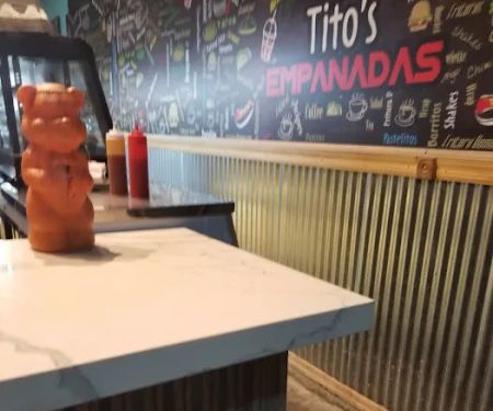 Santi y Tito's Empanadas & Mas