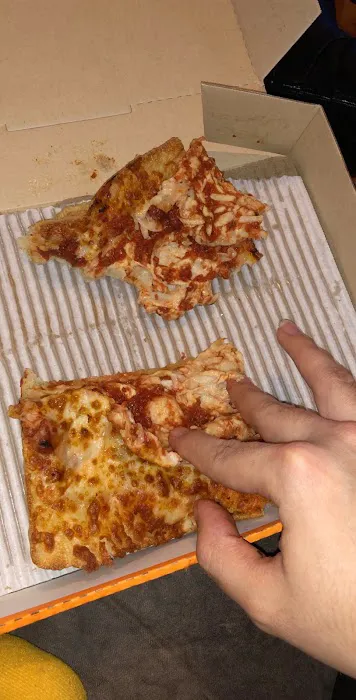 Little Caesars Pizza Picture 7
