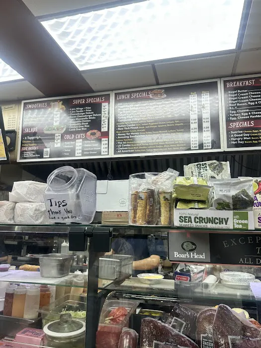 Concourse Gourmet Deli Picture 9