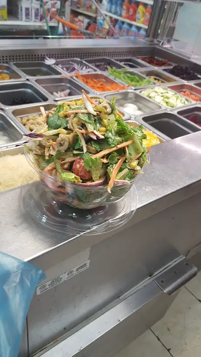 Concourse Gourmet Deli Picture 1