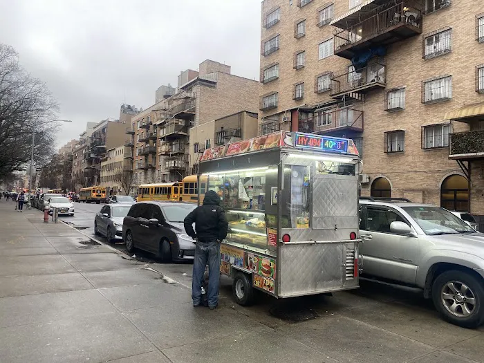 Atef's Food cart Picture 3