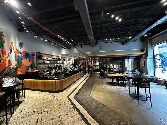 Starbucks Picture 2