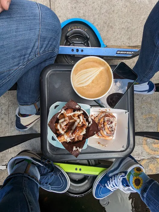 Cinnabon Picture 4