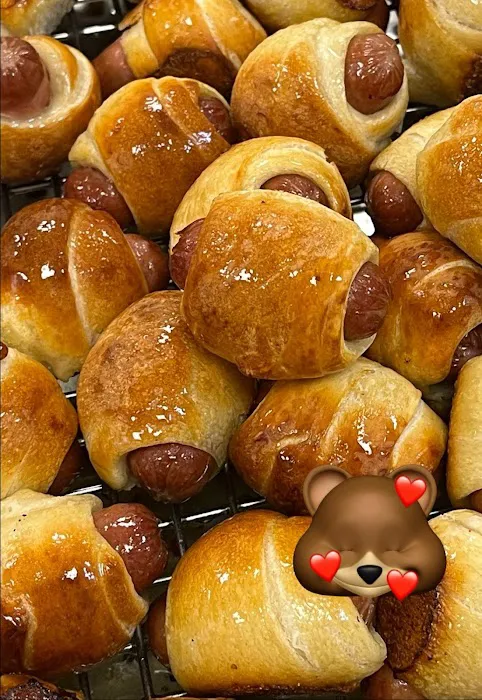 Auntie Anne's Picture 8