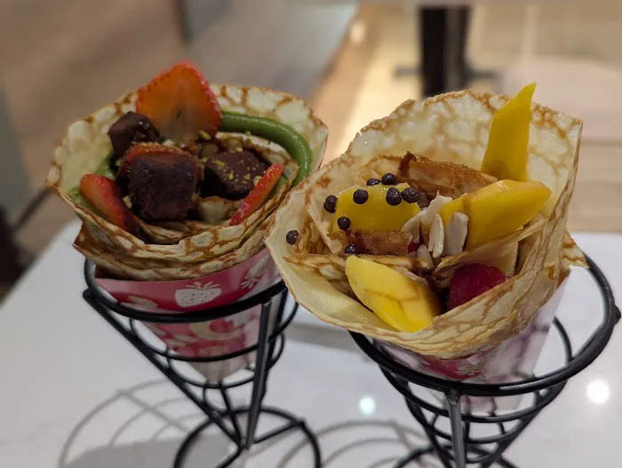 T-swirl Crepe - Elmhurst Picture 3