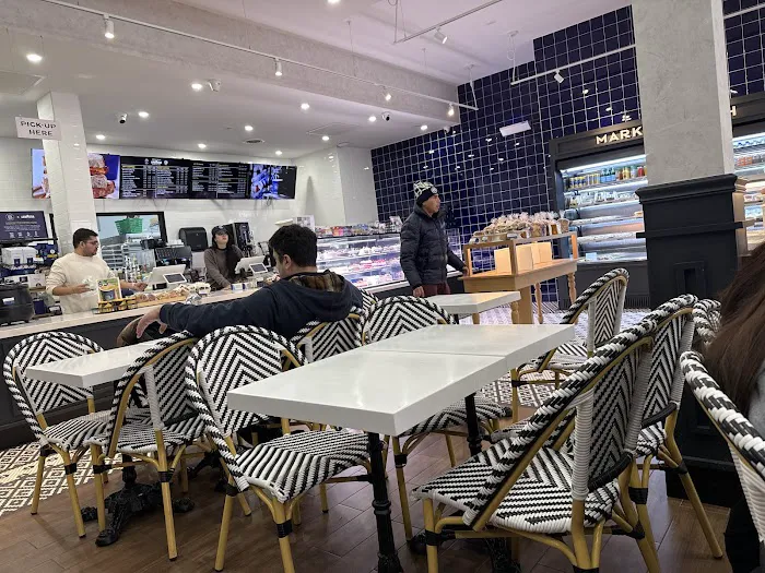 Paris Baguette Picture 3