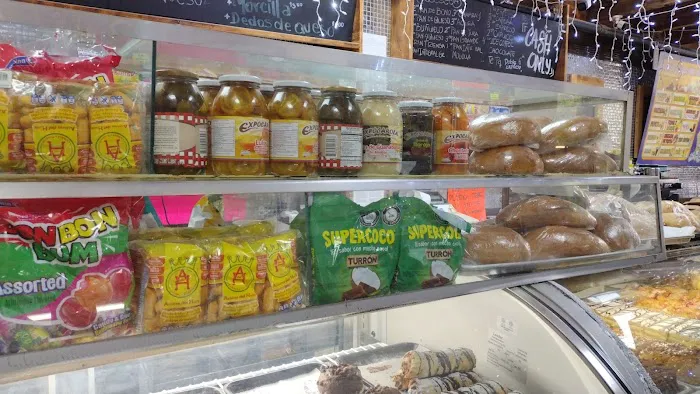 Las Americas Bakery Picture 1