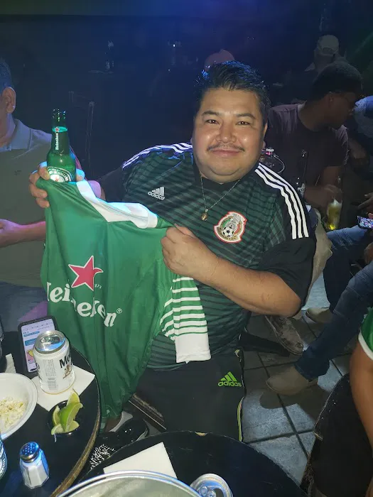 El Gato Verde Sport Bar Picture 3