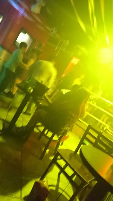El Gato Verde Sport Bar Picture 4