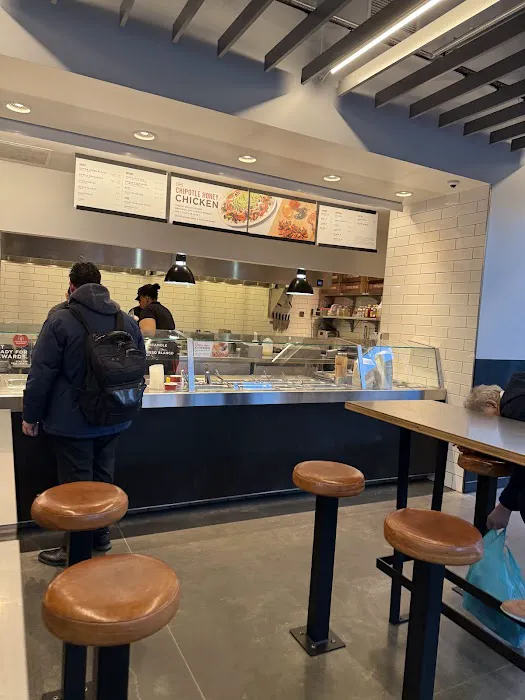Chipotle Mexican Grill Picture 4