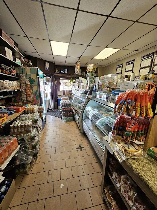 Frank's Deli & Sons Picture 2