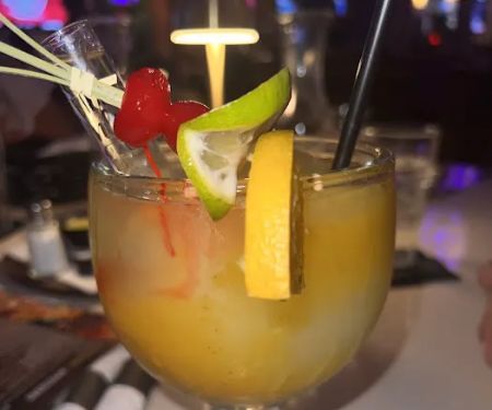 Barriles Restaurant and Sports Bar