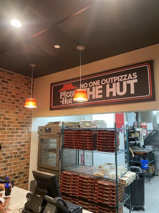 Pizza Hut Picture 8