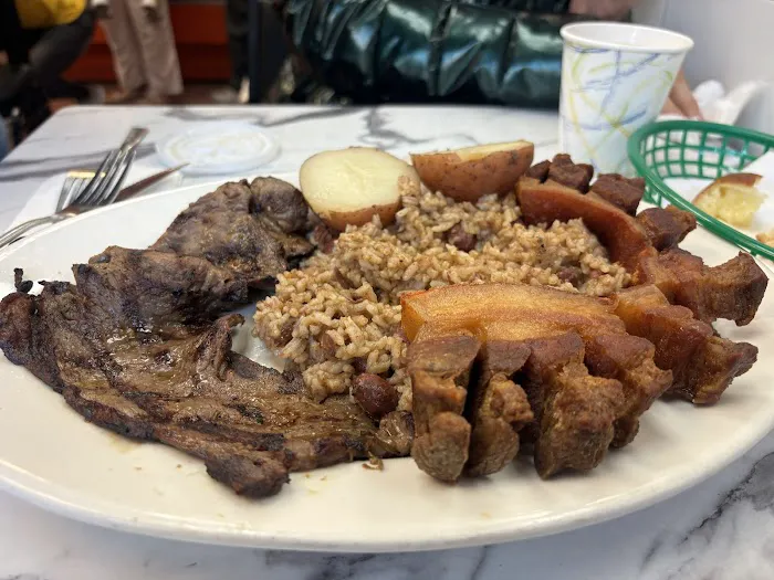 Delicias Colombianas Picture 3