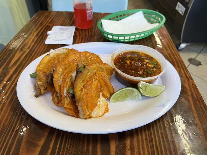 Tacos de la Abuela Picture 10