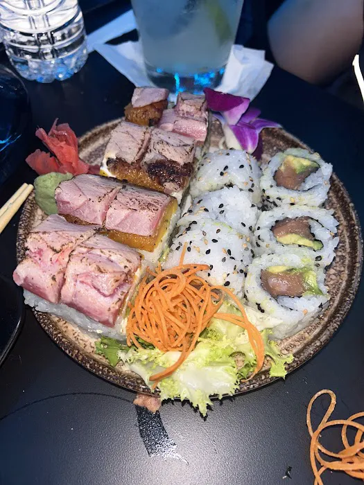 CIELO Sushi Lounge Picture 10