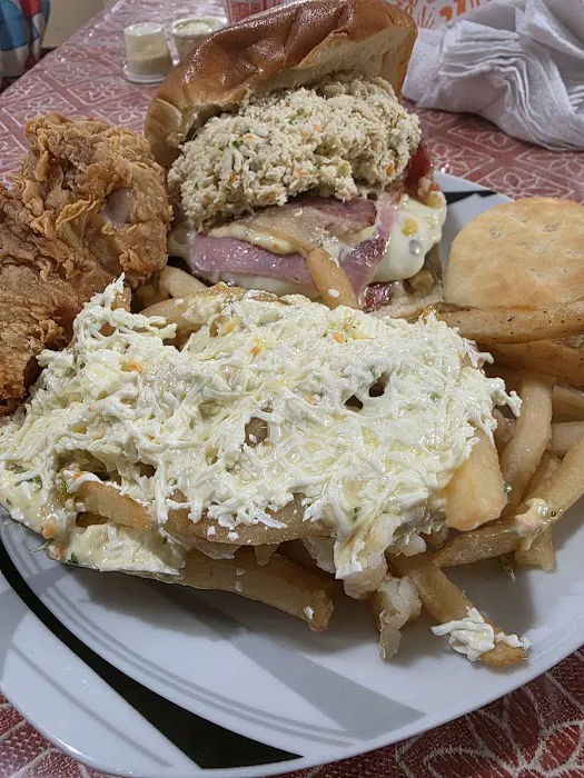Moon Cheese Restaurant Picture 9