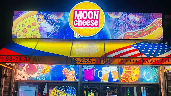 Moon Cheese Restaurant Picture 7