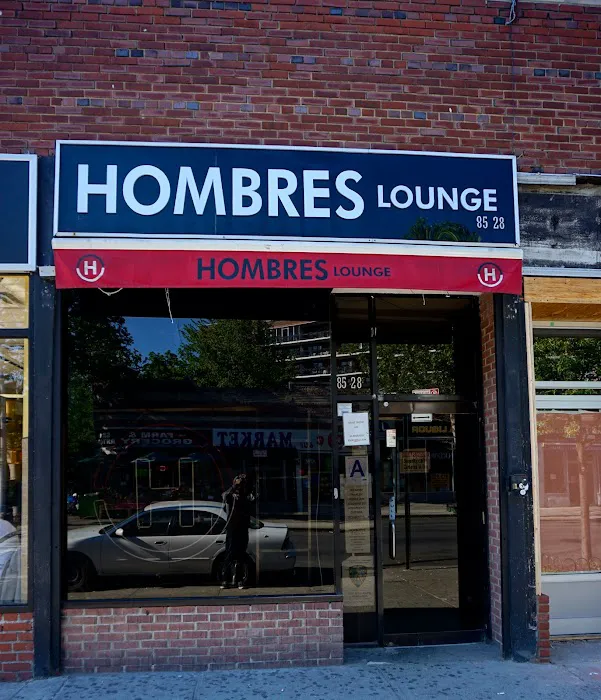 Hombres Lounge Picture 10