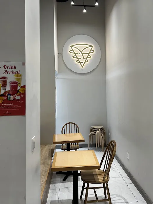 T-swirl Crepe - Jackson Heights Picture 4