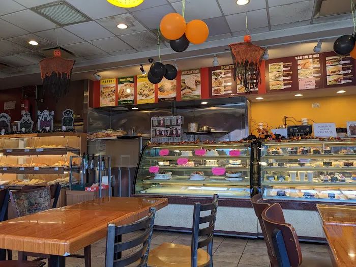 Vanilla Cafe Pastry Garden Picture 4