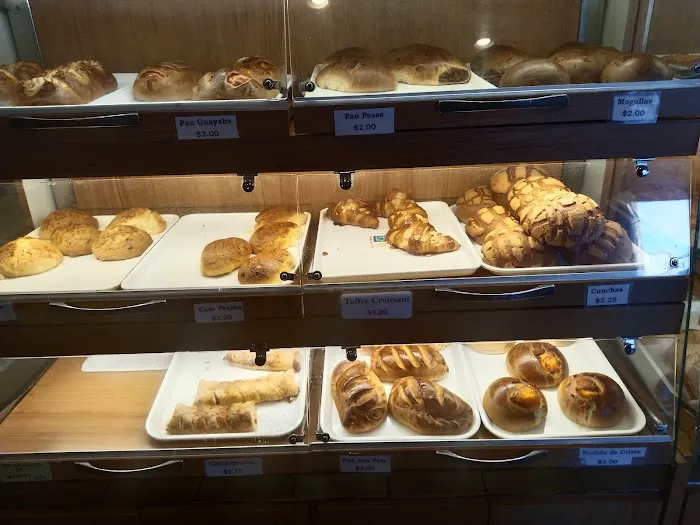Vanilla Cafe Pastry Garden Picture 10